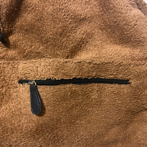 Luv BetSay teddy bear backpack - Picture 4 of 11